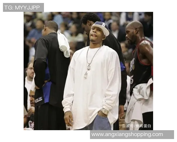 篮球与足球巨星私服穿搭风格解析谁更能引领潮流